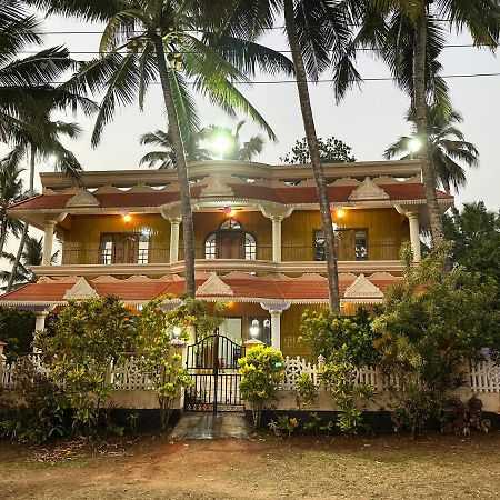 Kovalam Beach House Exterior photo